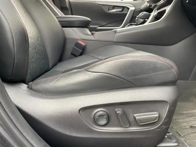 トヨタ ＲＡＶ４ アドベンチャー オフロードPKG 岐阜県 2021(令3)年 3.6万km グレーメタリック ワンオーナー/純正ディスプレイオーディオ/TRDマッドガード/ルーフキャリア/全周囲カメラ/レーダークルーズコントロール/パワーバックドア/D席パワーシート/ブラックレザーシート/ステアリングスイッチ/ETC/ドライブモードセレクト/オートマチックハイビーム/全方位ドライブレコーダー/LEDヘッドライト/スペアキー/取扱説明書/保証書/ETC/4WD