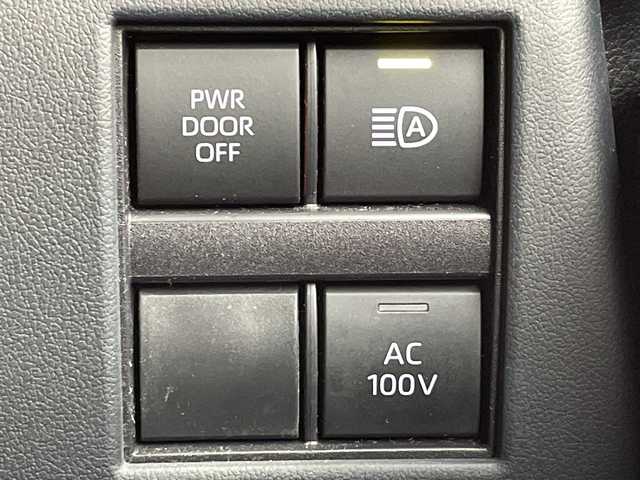 トヨタ ヴェルファイア ハイブリット エグゼクティブ ラウンジ 大阪府 2024(令6)年 3.1万km プラチナホワイトパールマイカ トヨタセーフティーセンス/　・プリクラッシュセーフティ/　・レーントレーシングアシスト/　・レーンディパーチャーアラート/　・レーダークルーズコントロール/　・ロードサインアシスト/　・オートマチックハイビーム/トヨタチームメイト/　・アドバンストパーク/　・パーキングサポートブレーキ/　・アドバンストドライブ/ムーンルーフ/フリップダウンモニター/JBLサウンドシステム/純正メモリナビ/　　BT/フルセグTV/パノラミックビューモニター/バックカメラ/両側パワースライドドア/パワーバックドア/LEDオートライト/フォグランプ/レザーシート/パワーシート/シートヒーター/エアーシート/純正19インチアルミホイール/置くだけ充電/ヘッドアップディスプレイ/ブラインドスポットモニター/リアクロストラフィックオートブレーキ/デジタルインナーミラー/ステアリングヒーター/パドルシフト/スマートキー/ビルトインETC2.0