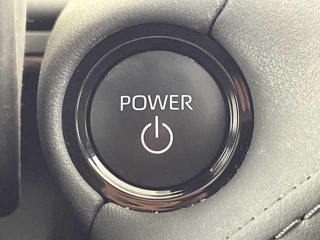 トヨタ ヴェルファイア ハイブリット エグゼクティブ ラウンジ 大阪府 2024(令6)年 3.1万km プラチナホワイトパールマイカ トヨタセーフティーセンス/　・プリクラッシュセーフティ/　・レーントレーシングアシスト/　・レーンディパーチャーアラート/　・レーダークルーズコントロール/　・ロードサインアシスト/　・オートマチックハイビーム/トヨタチームメイト/　・アドバンストパーク/　・パーキングサポートブレーキ/　・アドバンストドライブ/ムーンルーフ/フリップダウンモニター/JBLサウンドシステム/純正メモリナビ/　　BT/フルセグTV/パノラミックビューモニター/バックカメラ/両側パワースライドドア/パワーバックドア/LEDオートライト/フォグランプ/レザーシート/パワーシート/シートヒーター/エアーシート/純正19インチアルミホイール/置くだけ充電/ヘッドアップディスプレイ/ブラインドスポットモニター/リアクロストラフィックオートブレーキ/デジタルインナーミラー/ステアリングヒーター/パドルシフト/スマートキー/ビルトインETC2.0