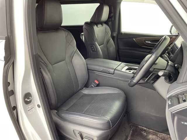 トヨタ ヴェルファイア ハイブリット エグゼクティブ ラウンジ 大阪府 2024(令6)年 3.1万km プラチナホワイトパールマイカ トヨタセーフティーセンス/　・プリクラッシュセーフティ/　・レーントレーシングアシスト/　・レーンディパーチャーアラート/　・レーダークルーズコントロール/　・ロードサインアシスト/　・オートマチックハイビーム/トヨタチームメイト/　・アドバンストパーク/　・パーキングサポートブレーキ/　・アドバンストドライブ/ムーンルーフ/フリップダウンモニター/JBLサウンドシステム/純正メモリナビ/　　BT/フルセグTV/パノラミックビューモニター/バックカメラ/両側パワースライドドア/パワーバックドア/LEDオートライト/フォグランプ/レザーシート/パワーシート/シートヒーター/エアーシート/純正19インチアルミホイール/置くだけ充電/ヘッドアップディスプレイ/ブラインドスポットモニター/リアクロストラフィックオートブレーキ/デジタルインナーミラー/ステアリングヒーター/パドルシフト/スマートキー/ビルトインETC2.0