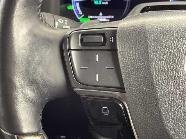 トヨタ ヴェルファイア ハイブリット エグゼクティブ ラウンジ 大阪府 2024(令6)年 3.1万km プラチナホワイトパールマイカ トヨタセーフティーセンス/　・プリクラッシュセーフティ/　・レーントレーシングアシスト/　・レーンディパーチャーアラート/　・レーダークルーズコントロール/　・ロードサインアシスト/　・オートマチックハイビーム/トヨタチームメイト/　・アドバンストパーク/　・パーキングサポートブレーキ/　・アドバンストドライブ/ムーンルーフ/フリップダウンモニター/JBLサウンドシステム/純正メモリナビ/　　BT/フルセグTV/パノラミックビューモニター/バックカメラ/両側パワースライドドア/パワーバックドア/LEDオートライト/フォグランプ/レザーシート/パワーシート/シートヒーター/エアーシート/純正19インチアルミホイール/置くだけ充電/ヘッドアップディスプレイ/ブラインドスポットモニター/リアクロストラフィックオートブレーキ/デジタルインナーミラー/ステアリングヒーター/パドルシフト/スマートキー/ビルトインETC2.0