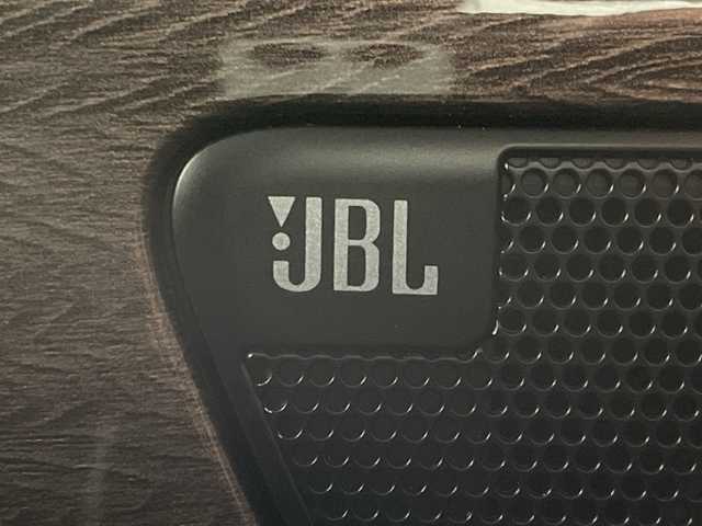 トヨタ ヴェルファイア ハイブリット エグゼクティブ ラウンジ 大阪府 2024(令6)年 3.1万km プラチナホワイトパールマイカ トヨタセーフティーセンス/　・プリクラッシュセーフティ/　・レーントレーシングアシスト/　・レーンディパーチャーアラート/　・レーダークルーズコントロール/　・ロードサインアシスト/　・オートマチックハイビーム/トヨタチームメイト/　・アドバンストパーク/　・パーキングサポートブレーキ/　・アドバンストドライブ/ムーンルーフ/フリップダウンモニター/JBLサウンドシステム/純正メモリナビ/　　BT/フルセグTV/パノラミックビューモニター/バックカメラ/両側パワースライドドア/パワーバックドア/LEDオートライト/フォグランプ/レザーシート/パワーシート/シートヒーター/エアーシート/純正19インチアルミホイール/置くだけ充電/ヘッドアップディスプレイ/ブラインドスポットモニター/リアクロストラフィックオートブレーキ/デジタルインナーミラー/ステアリングヒーター/パドルシフト/スマートキー/ビルトインETC2.0