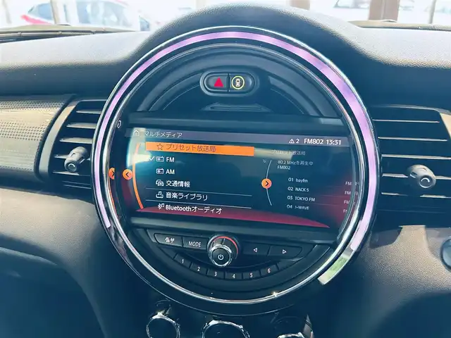 ＭＩＮＩ ミニ クーパー 大阪府 2020(令2)年 1.4万km チリ・レッド ペッパーP/インテリジェントセーフティ/純正ナビ/バックカメラ/USB/Bluetooth/純正15インチAW/LEDヘッドライト/クリアランスソナー/パーキングアシスト/スマートキー/ETC