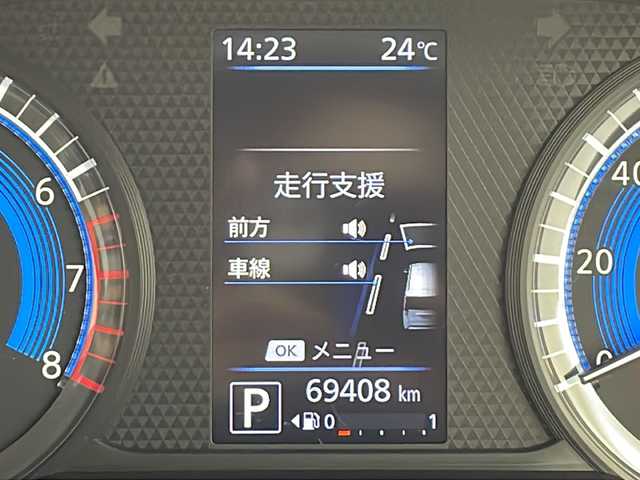 車両画像8