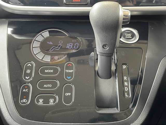 日産 デイズ ルークス ハイウェイスター Gターボ 静岡県 2019(令1)年 4.6万km チタニウムグレーメタリック 純正ナビ(MM317D-W)/CD/DVD/ラジオ/AUX/フルセグTV/全方位カメラ/ステアリングリモコン/リアサーキュレーター/後席テーブル/後席ロールサンシェイド/クルーズコントロール/両側パワースライドドア/純正フロアマット/クリアランスソナー/衝突軽減ブレーキ/レーンキープアシスト/オートライト/オートマチックハイビーム/LEDライト/フォグランプ/電動格納ミラー