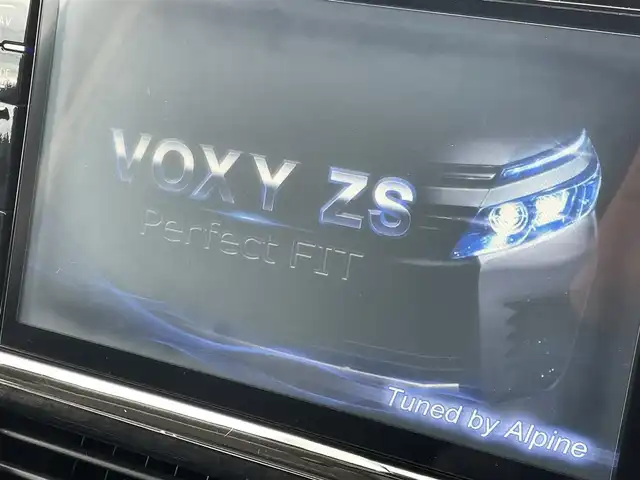 トヨタ ヴォクシー ZS 長野県 2014(平26)年 12.8万km ボルドーマイカメタリック (株)IDOMが運営する【じしゃロン長野店】の自社ローン専用車両になります。こちらは現金またはオートローンご利用時の価格です。自社ローンご希望の方は別途その旨お申付け下さい　/ＡＬＰＩＮＥナビ/ＡＬＰＩＮＥ後席モニター/（Ｂｌｕｅｔｏｏｔｈ接続/フルセグＴＶ/ＣＤ/ＤＶＤ）/両側パワースライドドア/バックカメラ/ビルトインＥＴＣ/プッシュスタート＆スマートキー/オートライト/ＬＥＤライト