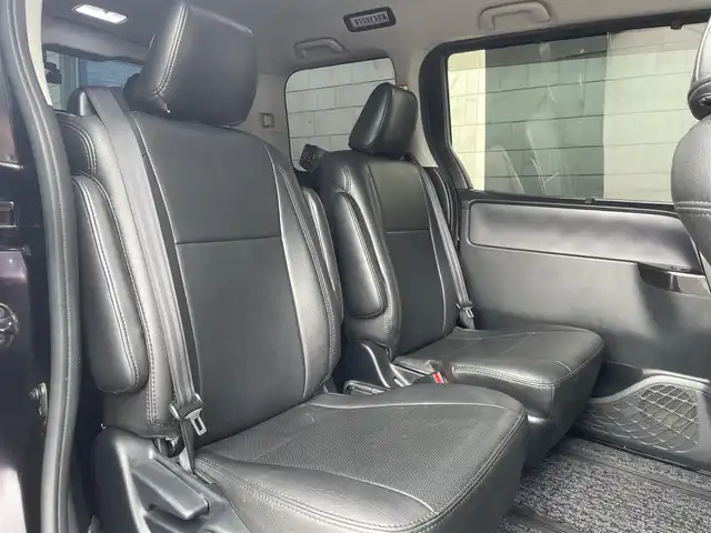 トヨタ ヴォクシー ZS 長野県 2014(平26)年 12.8万km ボルドーマイカメタリック (株)IDOMが運営する【じしゃロン長野店】の自社ローン専用車両になります。こちらは現金またはオートローンご利用時の価格です。自社ローンご希望の方は別途その旨お申付け下さい　/ＡＬＰＩＮＥナビ/ＡＬＰＩＮＥ後席モニター/（Ｂｌｕｅｔｏｏｔｈ接続/フルセグＴＶ/ＣＤ/ＤＶＤ）/両側パワースライドドア/バックカメラ/ビルトインＥＴＣ/プッシュスタート＆スマートキー/オートライト/ＬＥＤライト