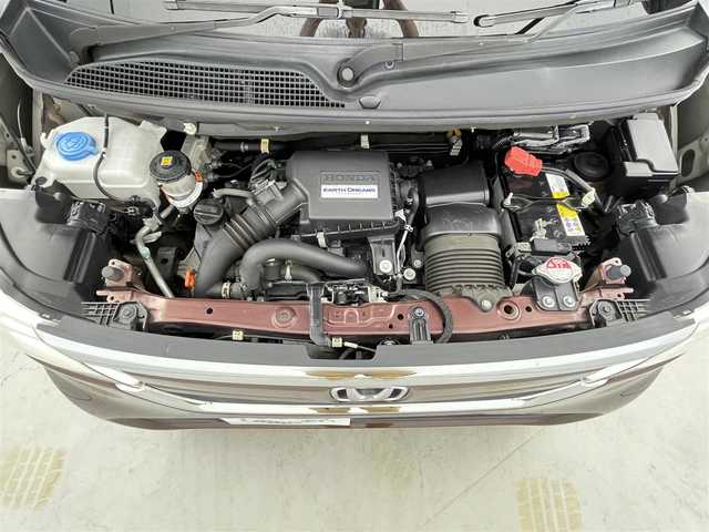 ホンダ Ｎ ＢＯＸ G L ターボ ホンダセンシング 千葉県 2018(平30)年 7.2万km プレミアムアガットブラウンP 禁煙車/Honda SENSING/・衝突軽減ブレーキ/・誤発進抑制機能/・後方誤発進抑制機能/・歩行者事故低減ステアリング/・路外逸脱抑制機能/・アダプティブ・クルーズ・コントロール/・車線維持支援システム/・オートハイビーム/・先行車発進お知らせ機能/・標識認識機能/両側パワースライドドア /純正７インチナビ/・フルセグ、CD・DVD、Bluetooth/フルLEDヘッドライト/・プロジェクタータイプ/・オートレベリング/オートライトコントロール機構付/プッシュスタート/スマートキー/取説