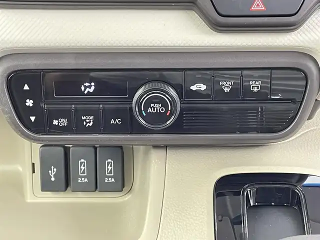 ホンダ Ｎ ＢＯＸ G L ターボ ホンダセンシング 千葉県 2018(平30)年 7.2万km プレミアムアガットブラウンP 禁煙車/Honda SENSING/・衝突軽減ブレーキ/・誤発進抑制機能/・後方誤発進抑制機能/・歩行者事故低減ステアリング/・路外逸脱抑制機能/・アダプティブ・クルーズ・コントロール/・車線維持支援システム/・オートハイビーム/・先行車発進お知らせ機能/・標識認識機能/両側パワースライドドア /純正７インチナビ/・フルセグ、CD・DVD、Bluetooth/フルLEDヘッドライト/・プロジェクタータイプ/・オートレベリング/オートライトコントロール機構付/プッシュスタート/スマートキー/取説