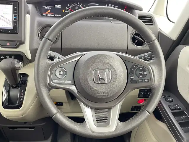 ホンダ Ｎ ＢＯＸ G L ターボ ホンダセンシング 千葉県 2018(平30)年 7.2万km プレミアムアガットブラウンP 禁煙車/Honda SENSING/・衝突軽減ブレーキ/・誤発進抑制機能/・後方誤発進抑制機能/・歩行者事故低減ステアリング/・路外逸脱抑制機能/・アダプティブ・クルーズ・コントロール/・車線維持支援システム/・オートハイビーム/・先行車発進お知らせ機能/・標識認識機能/両側パワースライドドア /純正７インチナビ/・フルセグ、CD・DVD、Bluetooth/フルLEDヘッドライト/・プロジェクタータイプ/・オートレベリング/オートライトコントロール機構付/プッシュスタート/スマートキー/取説