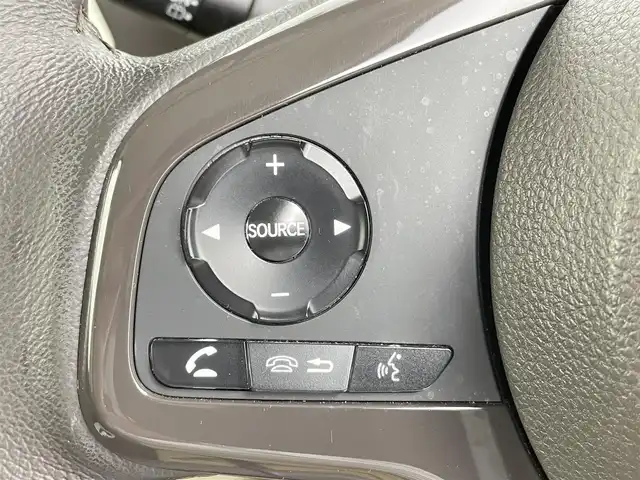 ホンダ Ｎ ＢＯＸ G L ターボ ホンダセンシング 千葉県 2018(平30)年 7.2万km プレミアムアガットブラウンP 禁煙車/Honda SENSING/・衝突軽減ブレーキ/・誤発進抑制機能/・後方誤発進抑制機能/・歩行者事故低減ステアリング/・路外逸脱抑制機能/・アダプティブ・クルーズ・コントロール/・車線維持支援システム/・オートハイビーム/・先行車発進お知らせ機能/・標識認識機能/両側パワースライドドア /純正７インチナビ/・フルセグ、CD・DVD、Bluetooth/フルLEDヘッドライト/・プロジェクタータイプ/・オートレベリング/オートライトコントロール機構付/プッシュスタート/スマートキー/取説