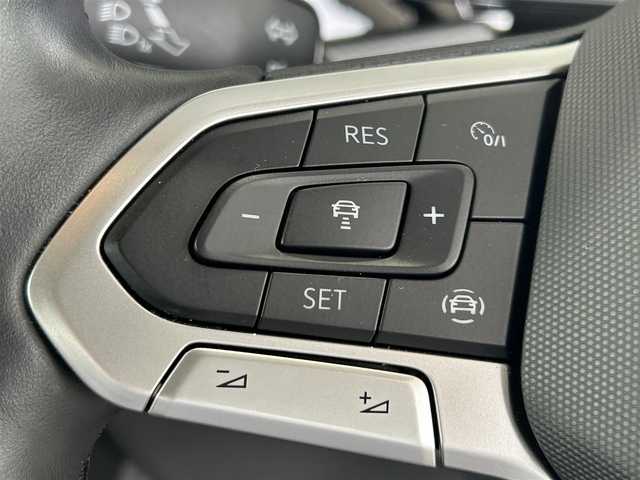 フォルクスワーゲン ＶＷ Ｔ－クロス TSI アクティブ 茨城県 2021(令3)年 4.1万km リーフブルーメタリック ワンオーナー/純正メモリナビ/（AM・FM/Applecarplay/BT）/バックカメラ/ETC2.0/ドライブレコーダー/レーダークルーズコントロール/ブラインドスポットモニター/LEDヘッドライト/純正16inAW/純正フロアマット/スマートキー/アイドリングストップ/ステアリングスイッチ/ルーフレール/保証書/取扱説明書/スペアキー