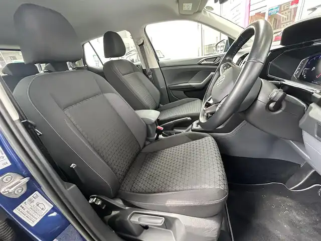 フォルクスワーゲン ＶＷ Ｔ－クロス TSI アクティブ 茨城県 2021(令3)年 4.1万km リーフブルーメタリック ワンオーナー/純正メモリナビ/（AM・FM/Applecarplay/BT）/バックカメラ/ETC2.0/ドライブレコーダー/レーダークルーズコントロール/ブラインドスポットモニター/LEDヘッドライト/純正16inAW/純正フロアマット/スマートキー/アイドリングストップ/ステアリングスイッチ/ルーフレール/保証書/取扱説明書/スペアキー