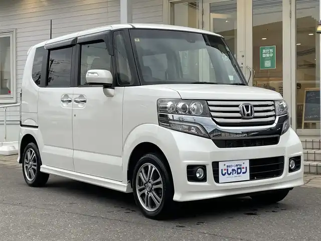 ホンダ Ｎ ＢＯＸ カスタム G SSパッケージ 秋田県 2014(平26)年 9.6万km プレミアムホワイトパール (株)IDOMが運営する【じしゃロン 秋田店】の自社ローン専用車両になります。こちらは現金またはオートローンご利用時の価格です。自社ローンご希望の方は別途その旨お申付け下さい/メモリナビ/ワンセグテレビ/バックカメラ/ウィンカーミラー/ドアバイザー/プッシュスタート/両側パワースライドドア/スマートキー