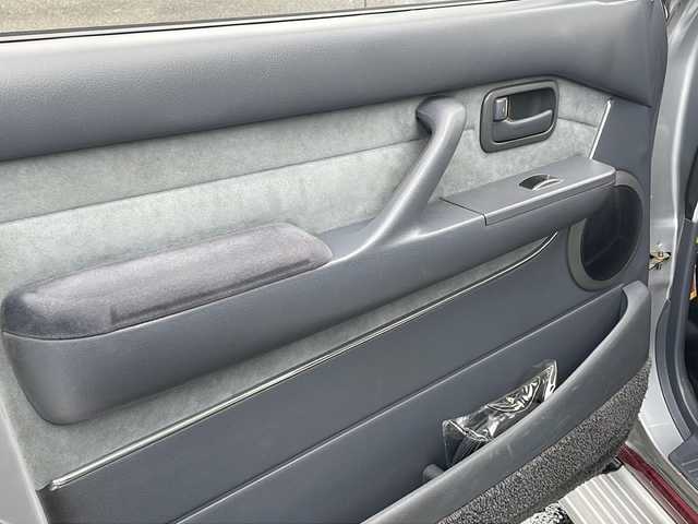 トヨタ ランドクルーザー VX－LTD 千葉県 1990(平2)年 7.6万km シルバーⅡ 1オーナー 新車時保証書 取説 記録簿13枚 整備手帳 サンルーフ エレクトリックウィンチ A/Tタイヤ 純正キャリア クールBOX シートヒーター クルコン 純正シートカバー ディーゼル ターボ