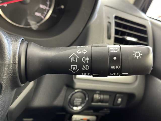 スバル インプレッサ ＸＶ 2．0i－L アイサイト 新潟県 2014(平26)年 6.8万km クリスタルブラックシリカ 社外メモリナビ/（BT/FM/AM/フルセグTV)/アイサイト/バックカメラ/ステアリングスイッチ/革巻きステアリング/パドルシフト/パワーシート/ルーフレール/純正17インチアルミホイール/フロントフォグライト/電格ミラー/ウィンカーミラー/ドアバイザー/ヘッドライトレベライザー/ETC/取扱説明書
