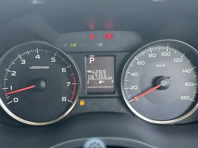 スバル インプレッサ ＸＶ 2．0i－L アイサイト 山形県 2014(平26)年 6.8万km クリスタルブラックシリカ ４WD/社外メモリナビ/（BT/FM/AM/フルセグTV)/クルーズコントロール/パドルシフト/アイドリングストップ/横滑り防止装置/車線逸脱防止装置/衝突軽減ブレーキ/純正バイザー/純正マット/ダブルエアバック/スマートキー/ルーフレール/ETC/取扱説明書