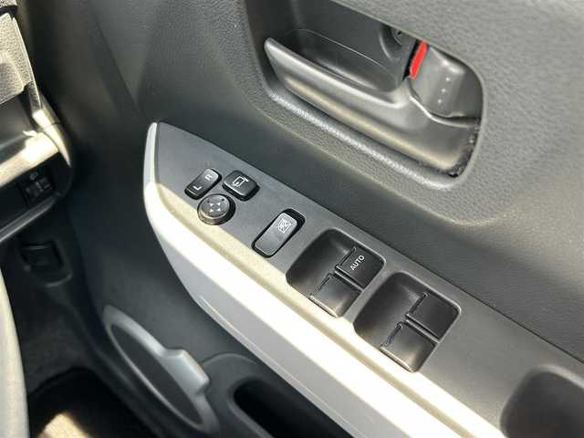 スズキ ハスラー G 新潟県 2018(平30)年 5.2万km サマーブルーM 社外ナビ/（Bluetooth、フルセグ、CD/DVD、AM/FM）/シートヒーターDN席/ドライブレコーダー（コムテック：DC-DR41）/アイドリングストップ/衝突軽減/横滑り防止/プッシュスタート/スマートキー