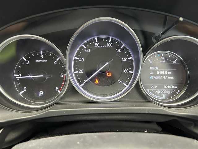 マツダ ＣＸ－５ XD Lパッケージ 鹿児島県 2017(平29)年 8.3万km マシーングレープレミアムM BOSEプレミアムサウンド/誤発進抑制制御機能（前後）/リヤパーキングセンサー/スマートブレーキサポート/全車速追従機能付マツダレーダークルーズコントロール/アダプティブLEDヘッドライト/レーンキープアシストシステム/車線逸脱警報システム/ブラインドスポットモニタリング/ドライバーアテンションアラート/交通標識認識システム/アイドリングストップ/純正SDナビ/（CD/DVD/フルセグ/Bluetooth/AUX）/バック・サイドカメラ/ETC/社外前後ドライブレコーダー【ZDR-015】/革巻きステアリング/ステアリングリモコン/ステアリングヒーター/前席シートヒーター/前席パワーシート/運転席シートメモリ/純正LEDヘッドライト/オートライト/ヘッドアップディスプレイ/電動パーキングブレーキ/ブレーキホールド/電動格納ドアミラー/純正ラバーマット/純正トノカバー/純正ドアバイザー/純正19インチアルミ