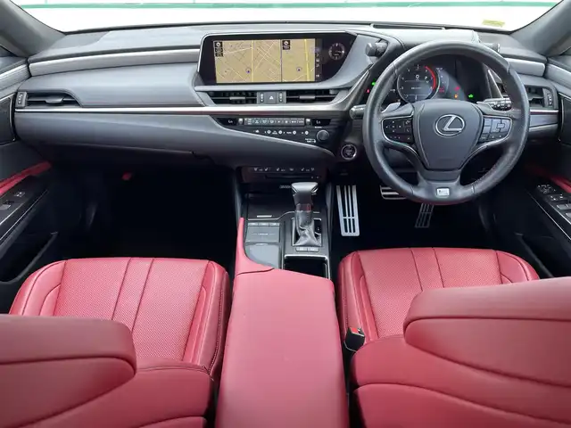 レクサス ＥＳ 300h Fスポーツ 山梨県 2019(平31)年 6.6万km ホワイトノーヴァガラスフレーク 〇ワンオーナー/〇ムーンルーフ/〇純正12.3インチナビ/〇マークレビンソンプレミアムサラウンドサウンドシステム/〇フルセグTV/〇バックカメラ/〇ビルトインETC2.0/〇ドライブレコーダー/〇セーフティシステム＋/・レーダークルーズコントロール/・プリクラッシュセーフティ/〇カラーヘッドアップディスプレイ/〇三眼LEDヘッドランプ/〇オートライト/〇フォグランプ/〇純正19インチアルミ/〇革巻きステアリング/〇ステアリングヒーター/〇パドルシフト/〇左右独立温度調整オートエアコン/〇合皮シート/〇シートヒーター/〇シートベンチレーション/〇パワーシート/〇スマートエントリー/〇禁煙車