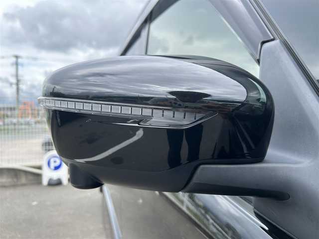 日産 セレナ ハイウェイスター V 福岡県 2021(令3)年 3.3万km ダイヤモンドブラック 純正10型SDナビ（フルセグ/TV/CD/DVD/BT）アラウンドビューモニタープロパイロットエマージェンシーブレーキコーナーセンサーETCBSMドラレコデジタルインナーミラUSBポート純正LEDヘットライト純正フロアマット純正16インチアルミホイールスマートキープッシュスタート