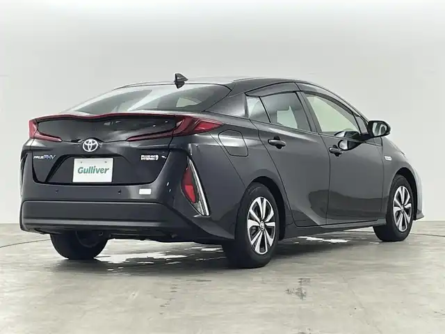 トヨタ プリウス ＰＨＶ S セーフティパッケージ 福島県 2022(令4)年 1.2万km アティチュードブラックマイカ トヨタセーフティーセンス　/・PCS/・車線逸脱警報/・BSＭ/・レーダークルーズコントロール/・クリアランスソナー/純正ナビ　/【AM/FM/Bluetooth】/バックカメラ　/ＥＴＣ　/プッシュスタート　/・スマートキー　/・スペアキー　/オートライト　/・ＬＥＤライト　/ステアリングスイッチ　/・革巻きステアリング　/チルトステアリング/純正フロアマット/ドアバイザー/プラグインハイブリッド/USB入力端子