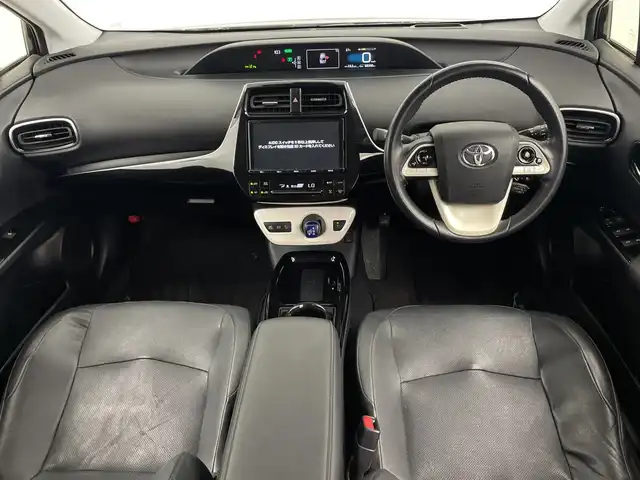 トヨタ プリウス A プレミアム 三重県 2018(平30)年 7万km アティチュードブラックマイカ 禁煙車/トヨタセーフティセンス/レーンキープアシスト/純正９インチナビ/CD/BT/SD/フルセグTV/バックカメラ/ヘッドアップディスプレイ/前席シートヒーター/クリアランスソナー/モデリスタエアロ/ルーフラッピング/レーダークルーズコントロール/ブラインドスポットモニター/パーキングアシスト/ビルトインETC/ワイヤレス充電/純正ドライブレコーダー/オートハイビーム