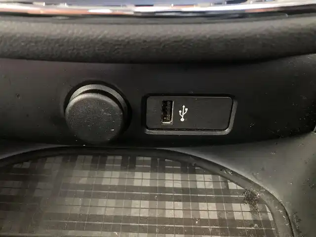 ＭＩＮＩ ミニ クラブマン クーパーD 熊本県 2018(平30)年 5.6万km 紺 ・スマートキー/・プッシュスタート/・インテリジェントセーフティ/・クルーズコントロール/・純正HDDナビ/　【Bluetooth・USB】/・バックカメラ/・ETC/・ドライブレコーダー(前後録画)/・革調シートカバー/・LEDヘッドランプ/・LEDフォグランプ/・純正マット