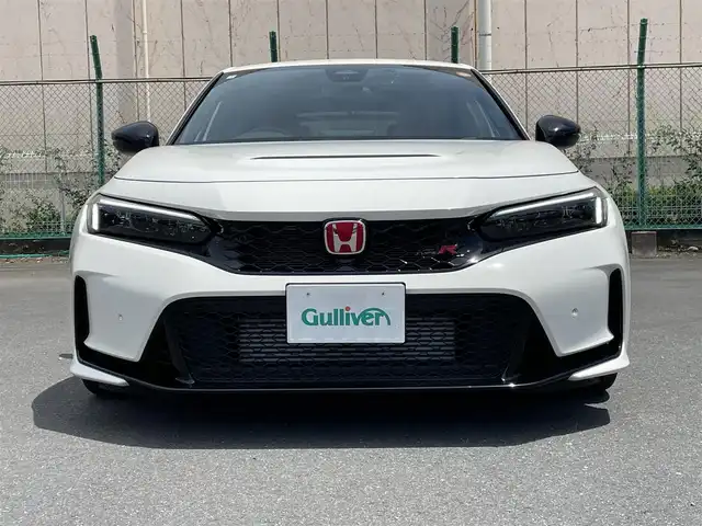 ホンダ シビック タイプR 東京都 2024(令6)年 0.2万km チャンピオンシップホワイト ホンダコネクトナビ/バックモニター/衝突被害軽減/路外逸脱抑制/アダプティブクルーズコントロール/ブラインドスポット/パーキングセンサー/ＥＴＣ/ドライブレコーダー/ステアリングスイッチ