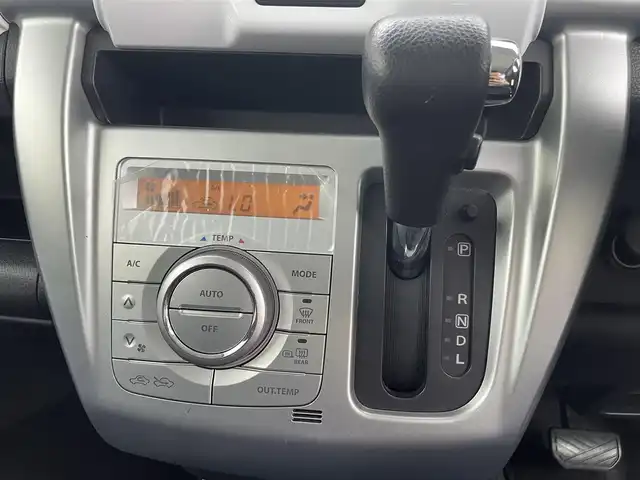 スズキ ハスラー G 茨城県 2016(平28)年 5.7万km キャンディピンクメタリック/ホワイト2トーンルーフ 社外ナビ/フルセグ/衝突被害軽減ブレーキ/シートヒーター/スマートキー/プッシュスタート