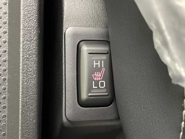 三菱 デリカＤ：５ シャモニー 新潟県 2025(令7)年 0.1千km 黒 CHAMONIX (8人)　4WD　e-Assist/オリジナルナビ取付パッケージ＋リアモニター取付パッケージ(25/300)　ステップレス　（8人）D:5専用11型ナビゲーション(322/300)　12.8型後席用モニター(143/550円)/純正11型ナビ/フルセグ/BT/HDMi/アルパイン12.8型フリップダウンモニター/全方位カメラ/両側パワースライドドア/シートヒーター/パワーシート/パワーバックドア/オートライト/スマートキー/衝突軽減ブレーキ/レーンアシスト/アイドリングストップ