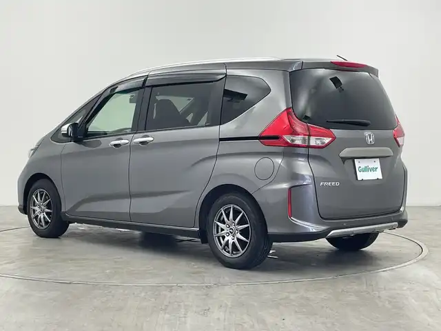ホンダ フリード クロスター 群馬県 2023(令5)年 0.3万km スーパープラチナグレーメタリック ナビ 衝突被害軽減ブレーキ バックカメラ　ルーフレール　ハーフレザー　アダプティブクルーズコントロール　シートヒーター　LED　ETC オートライト　スマートキー　アイドリングストップ　禁煙車