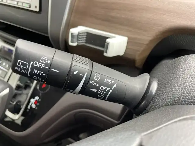 ホンダ フリード ハイブリット G ホンダセンシング 鹿児島県 2020(令2)年 6.9万km クリスタルブラックパール ワンオーナー　/純正ナビ　/レーダークルーズコントロール　/両側パワースライドドア　/レーンキープアシスト　/前席シートヒーター　/ビルドインETC　/LEDヘッドライト　/電動格納ミラー　/アクティブコーナリングライト/プッシュスタートボタン/純正フロアマット/スマートキー　/保証書/取扱説明書
