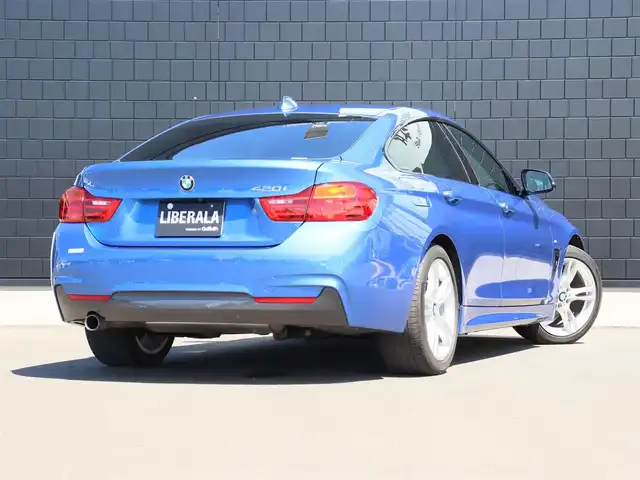 ＢＭＷ ４２０ｉ グランクーペ Mスポーツ 宮城県 2015(平27)年 4.5万km エストリル・ブルー ワンオーナー/純正ナビ/・ＣＤ・ＤＶＤ・ＢＴ・ＵＳＢ・ＡＵＸ/バックカメラ/インテリジェントセーフティ/・衝突警告・歩行者警告・車線逸脱警告/アダプティブクルーズコントロール/コンフォートアクセス/パワーテールゲート/ホワイトレザーシート/・左右パワーシート・シートヒーター/・Ｄ席メモリー機能付き/マニュアルモード付/・パドルシフト/ミラー一体型ＥＴＣ/アイドリングストップ/プッシュスタート/キセノンヘッドライト/Ｍスポーツ純正１８インチＡＷ