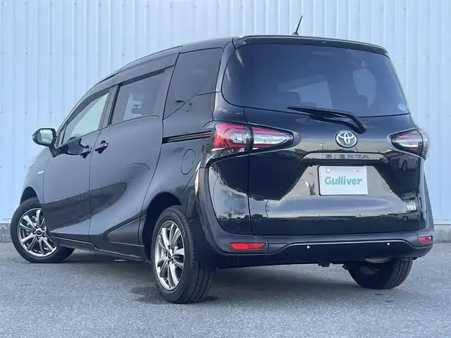 トヨタ シエンタ ハイブリッド G クエロ 福岡県 2019(令1)年 3.3万km ブラックマイカ フリップダウンモニター/社外ナビ（ＭＤＶ－Ｍ８０５Ｌ）/フルセグTV/CD/DVD/BT/衝突軽減/両側パワースライドドア/ハーフレザー/クルーズコントロール/クリアランスソナー/ＥＴＣ/スマートキー/プッシュスタート