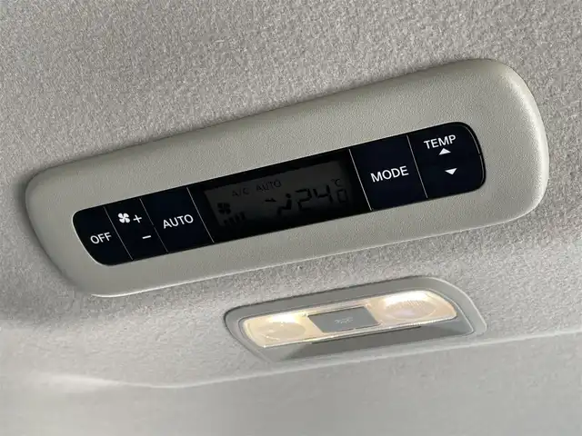 日産 セレナ ハイウェイスター V 佐賀県 2023(令5)年 3.6万km プリズムホワイト 社外7型ナビゲーション「AVN-LBS01」/・AM/FM/BT//・インテリジェントアラウンドビューモニター/両側パワースライドドア/前方ドライブレコーダー/インテリジェントルームミラー/USB入力端子/プロパイロット/アダプティブLEDヘッドライト/純正16インチアルミホイール/スマートキー/新車保証書/取扱説明書/スペアキー1本/インテリジェントセーフティー/・インテリジェント エマージェンシーブレーキ（自動ブレーキ）/・インテリジェント クルーズコントロール（追従型クルコン）/・車線逸脱警報（LDW）＆ 車線逸脱防止支援（LDP）/・ブラインドスポット警報（BSW）/・後側方衝突防止支援システム（BSI）/・後退時車両検知（RCTA）/・踏み間違い衝突防止アシスト/・標識検知機能