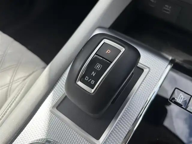 三菱 アウトランダー ＰＨＥＶ P 宮城県 2022(令4)年 5.6万km コスミックブルーマイカ 登録時走行距離55137km/純正ナビ/ワンセグTV/Bluetooth/マルチアラウンドモニター/パドルシフト/ハイブリットモニター/BOSEスピーカー/プッシュスタート/スマートキー/全方位カメラ/シートヒーター/コーナーセンサー/純正アルミホイール/置くだけ充電/シートメモリー/LEDヘッドライト