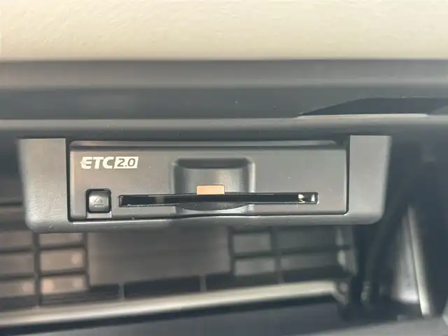 三菱 アウトランダー ＰＨＥＶ P 宮城県 2022(令4)年 5.6万km コスミックブルーマイカ 登録時走行距離55137km/純正ナビ/ワンセグTV/Bluetooth/マルチアラウンドモニター/パドルシフト/ハイブリットモニター/BOSEスピーカー/プッシュスタート/スマートキー/全方位カメラ/シートヒーター/コーナーセンサー/純正アルミホイール/置くだけ充電/シートメモリー/LEDヘッドライト