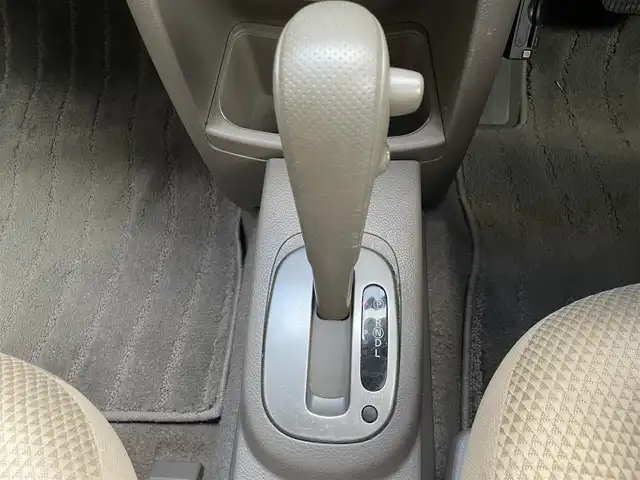 日産 ノート 15E 栃木県 2005(平17)年 7.6万km シルバー