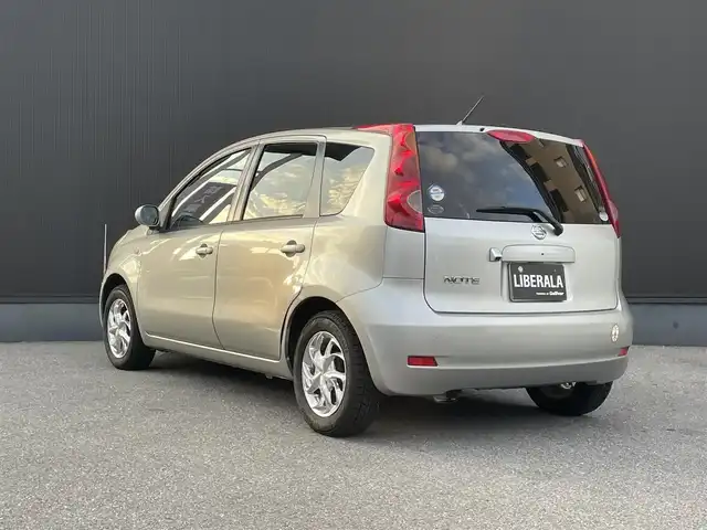 日産 ノート 15E 栃木県 2005(平17)年 7.6万km シルバー