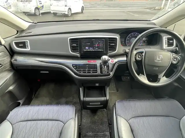 ホンダ オデッセイ アブソルート 20thアニバーサリー 和歌山県 2014(平26)年 11.1万km ホワイトオーキッドパール (株)IDOMが運営する【じしゃロン和歌山店】の自社ローン対象車両になります。こちらは現金ご利用時の価格です。自社ローンご希望の方は別途その旨お申付け下さい。/社外メモリーナビ/BT/SD/CD/DVD/社外フリップダウンモニター/衝突被害軽減ブレーキ/横滑り防止装置/クルーズコントロール/ETC/アイドリングストップ/両側パワースライドドア/D席パワーシート/オットマン/ハーフレザーシート/革巻きステアリング/ステアリングリモコン/パドルシフト/MTモード付AT/レーダー探知機/プッシュスタート/スマートキー/LEDヘッドライト/オートライト/フォグランプ/電動格納ミラー/ヒーテッドドアミラー/ウィンカーミラー/純正フロアマット/スペアキー/社外エンジンスターター