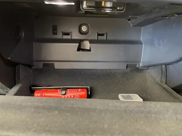 ボルボ Ｖ６０ クロスカントリー B5 AWD プロ 岡山県 2021(令3)年 3.4万km クリスタルホワイトP 純正SENSUS/360°カメラ/Harman/Kardonオーディオ/フルセグTV/Bluetooth/AppleCarPlay/ワイヤレスチャージ/ACC/オートライト/オートワイパー/AHB/Citysafety/LKA/BUS/ロードサインインフォメーション/ドライバーアラート/PDC/パワーテールゲート/19インチアルミホイール/ドライブレコーダー（F/R）/オートハイビーム