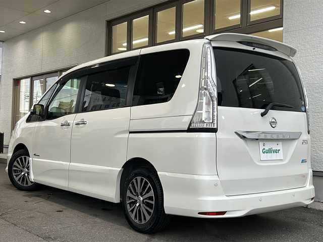 日産 セレナ ハイウェイS S HV Aセーフ 岐阜県 2015(平27)年 3.1万km ブリリアントホワイトパール /登録時30862km//ワンオーナー//純正8インチSDナビ/(iPod/SD/FM/AM/フルセグTV/USB/BT/CD/DVD)//アドバンスドセーフティパッケージ/(アラウンドビューモニター)/(ディスプレイ付自動防眩式ルームミラー)/(踏み間違い衝突防止アシスト)/(フロント&バックソナー)/(ふらつき警報)//メーカーセットOP/(ワンタッチオートスライドドア＜助手席側＞)/(16インチアルミホイール)//クルーズコントロール//純正ドアバイザー//純正フロアマット//LEDヘッドライト//前方ドライブレコーダー//ETC//スペアキー×1