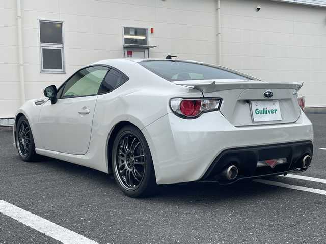 スバル ＢＲＺ S 三重県 2013(平25)年 7.8万km サテンホワイトパール 登録時走行距離　７８０３５ｋｍ/禁煙車/６MT/社外ナビ（カロッツェリア）/AM/FM/MSV/SD/Bluetooth/TV（フルセグ）/ETC/ドラレコ/バックカメラ/横滑り防止システム/純正シート/純正エアロ/社外アルミホイール/AUTOライト/AUTOウィンドウ