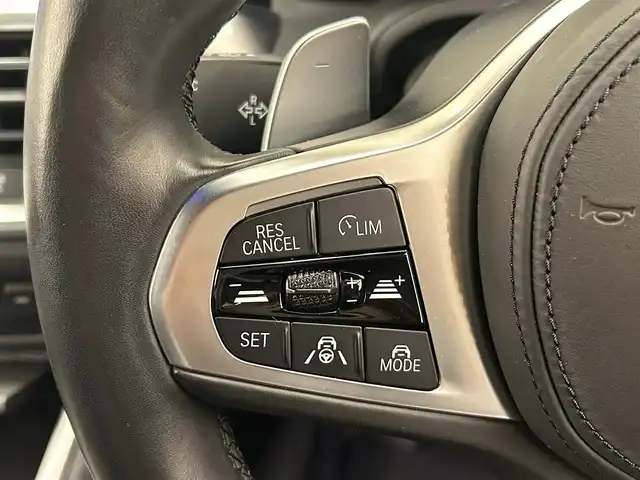 ＢＭＷ ３２０ｄ xDrive Mスポーツ 岡山県 2019(令1)年 3.8万km アルピンホワイトⅢ コンフォートパッケージ/→オートマチックテールゲートオペレーション/→ストレージパッケージ/→HiFiスピーカー/BMW iDrive7/Rカメラ/パーキングアシスト/後退アシスト/ブレーキオートホールド/ACC/オートライト/オートハイビーム/レインセンサー/PDC/Bluetooth/USB/アップルカープレイ/Mスポーツ純正18インチアルミ/リアフィルム/ハーフレザーシート/パワーシート/シートヒーター/SOSコール/アンビエントライト/正面衝突警告/側面衝突警告/車線逸脱警告/車線変更警告/　