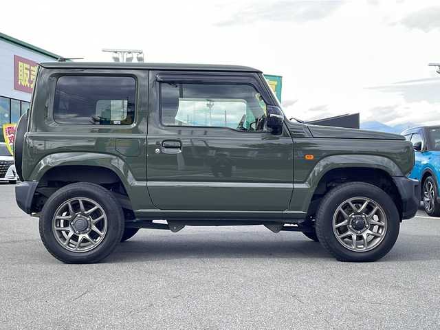スズキ ジムニー XC 長野県 2018(平30)年 3.6万km ジャングルグリーン 禁煙車/社外7インチナビ/【CN-E300D】/（CD/ワンセグTV/Bluetooth）/セーフティーサポート/・デュアルセンサーブレーキサポート/・誤発進抑制機能/・車線逸脱警報機能/・ふらつき警報機能/・先行車発進お知らせ機能/・標識認識機能/・ハイビームアシスト/ビルトインETC/クルーズコントロール/革巻きステアリング/ステアリングスイッチ/前席シートヒーター/ドライブレコーダー/LEDヘッドライト/フォグランプ/オートライト/スマートキー/Pスタート/電動格納ミラー/純正16インチAW/純正フロアマット/純正ドアバイザー