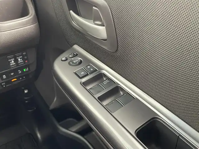 ホンダ フリード ハイブリット G ホンダセンシング 大分県 2021(令3)年 6.2万km シーグラスブルーパール ワンオーナー/6人乗り/ホンダセンシング搭載/・衝突軽減ブレーキ(CMBS)/・誤発進抑制機能/・歩行者事故低減ステアリング/・路外逸脱抑制機能/・ACC(アダプティプクルーズコントロール)/・LKAS(車線維持支援システム)/・先行車発進お知らせ機能/・標識認識機能/純正ナビ　型式：VXM-214VFi/【フルセグTV、DVD再生可、BT対応、USB】/ステアリングスイッチ/バックカメラ/両側電動スライドドア/ビルトインETC/前後ドライブレコーダー/Cパッケージ/・ロールサンシェード/・IRカット(遮熱)/・UVカット機能付フロントウインドウ＋IRカット(遮熱)/・スーパーUVカットフロントドアガラス/・コンフォートビューパッケージ/(親水/ヒーテッドドアミラー＋フロントドア撥水ガラス＋熱線入りフロントドアウインドウ)/・前席シートヒーター/・プラズマクラスター技術搭載フルオートエアコンディショナー/横滑り防止装置/電動格納ミラー/純正フロアマット/オートライト/LEDヘッドライト