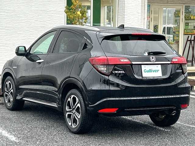 ホンダ ヴェゼル ハイブリッド Z ホンダセンシング 千葉県 2020(令2)年 2.1万km クリスタルブラックパール ８インチナビＶＸＭ－２０５ＶＦＥｉ　バックカメラ　純正ドラレコ　ステアスイッチ　追従クルコン　シートヒーター　ジャズブラウンコンビシート　ＨＤＭＩ　ＢＴ　純正１７インチＡＷ　ＬＥＤライト　オートライト/純正８インチＳＤナビ（ＶＸＭ－２０５ＶＦＥｉ）/純正ドラレコ/ステアリングスイッチ/追従クルコン/シートヒーター/ＨＤＭＩ/バックカメラ/カーテンエアバッグ/ＢＴ/純正ＡＷ/ＬＥＤヘッドライト