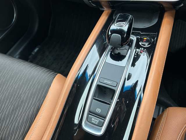 ホンダ ヴェゼル ハイブリッド Z ホンダセンシング 千葉県 2020(令2)年 2.1万km クリスタルブラックパール ８インチナビＶＸＭ－２０５ＶＦＥｉ　バックカメラ　純正ドラレコ　ステアスイッチ　追従クルコン　シートヒーター　ジャズブラウンコンビシート　ＨＤＭＩ　ＢＴ　純正１７インチＡＷ　ＬＥＤライト　オートライト/純正８インチＳＤナビ（ＶＸＭ－２０５ＶＦＥｉ）/純正ドラレコ/ステアリングスイッチ/追従クルコン/シートヒーター/ＨＤＭＩ/バックカメラ/カーテンエアバッグ/ＢＴ/純正ＡＷ/ＬＥＤヘッドライト