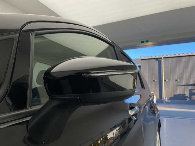 日産 ノート e－パワー X FOUR 長野県 2020(令2)年 2.9万km スーパーブラック イクリプスナビ/ＣＤ再生/地デジＴＶ/USB接続/バックカメラ/衝突被害軽減ブレーキ/車両接近警報装置/オートライト/コーナーセンサー/スマートキー/プッシュスタート/ETC/純正15インチアルミ/社外アルミ＋スタッドレス車載